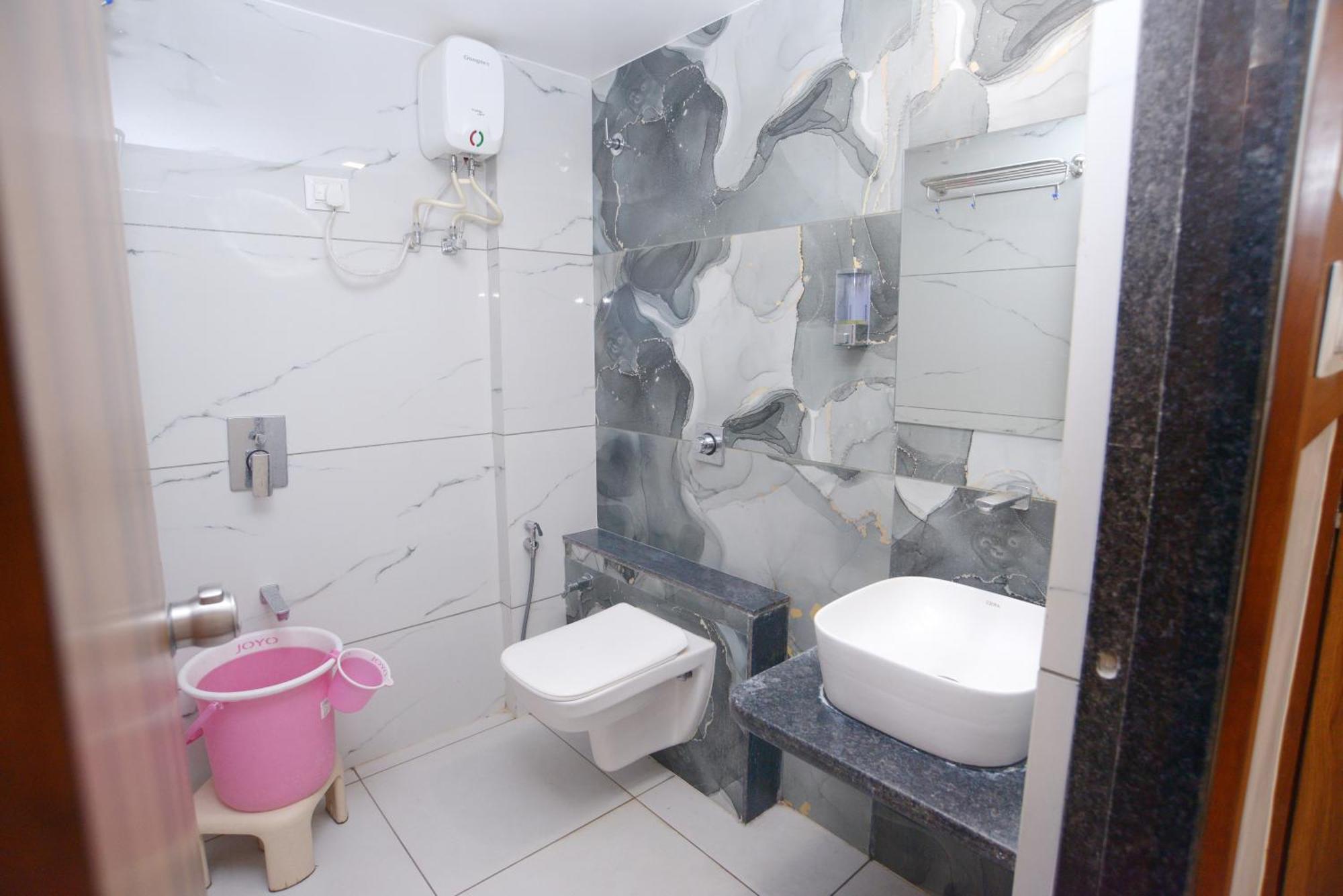 Hotel Allen Ahmadábád Kültér fotó