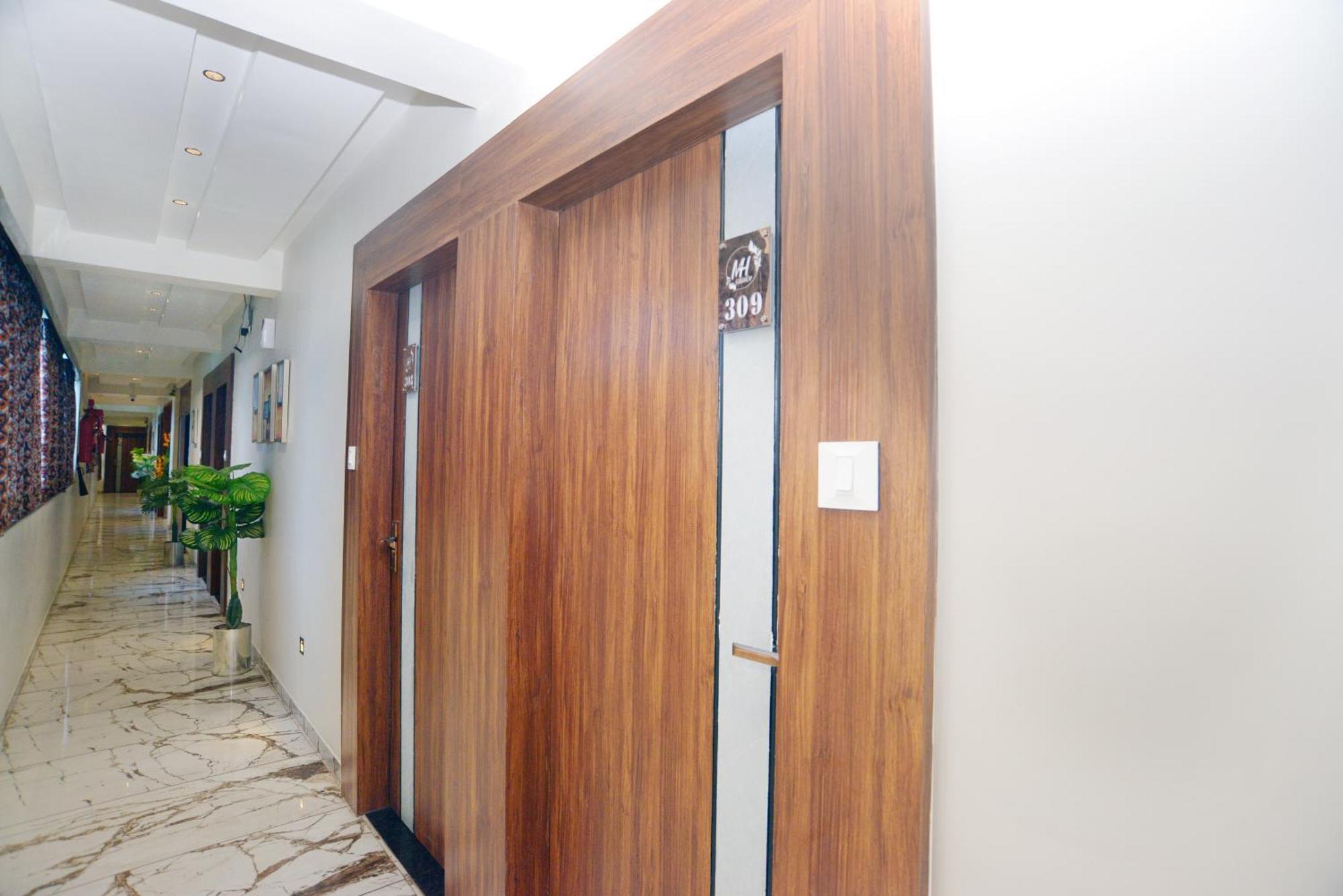 Hotel Allen Ahmadábád Kültér fotó