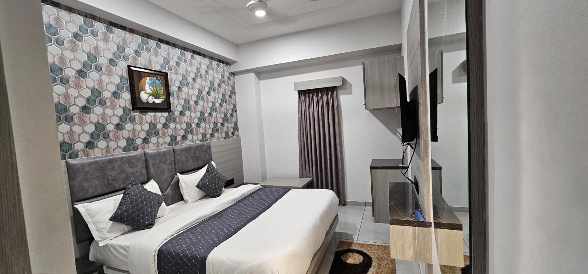 Hotel Allen Ahmadábád Kültér fotó